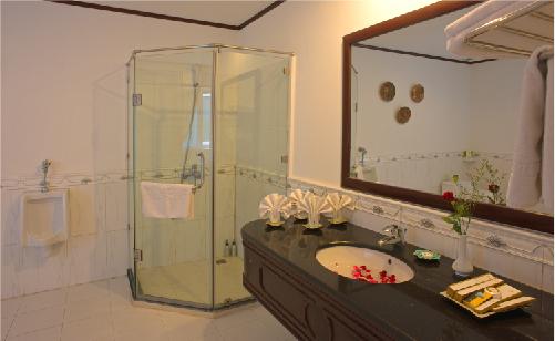 Phòng tắm - Công Ty CP Khu Du Lịch Đảo Cát Bà